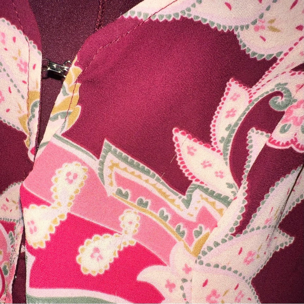 SHOW ME YOUR MUMU | Bailey Tie Back Romper for Fall | Flouncy Boho Print | Small - Picture 11 of 11